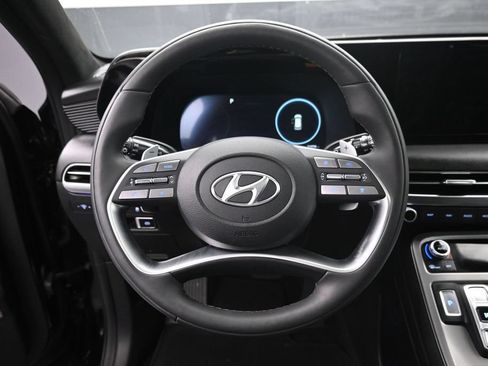 Certified 2024 Hyundai Palisade Calligraphy AWD/4WD image 27