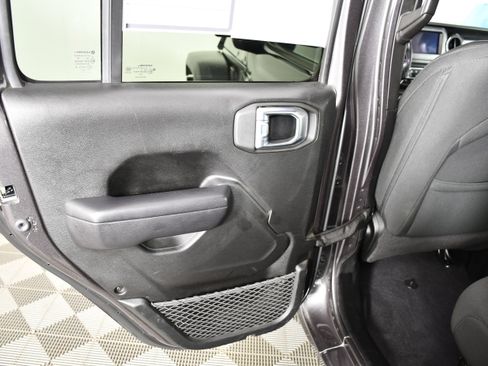 Used 2021 Jeep Wrangler Unlimited Sport AWD/4WD image 44
