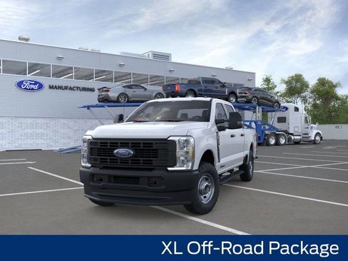 New 2026 Ford F250 XL w/ XL Off-Road Package image 2