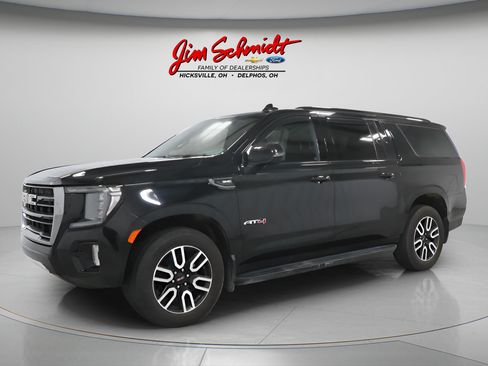 Used 2022 GMC Yukon XL AT4 w/ Max Trailering Package AWD/4WD image 2