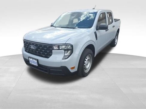 New 2026 Ford Maverick XL image 3