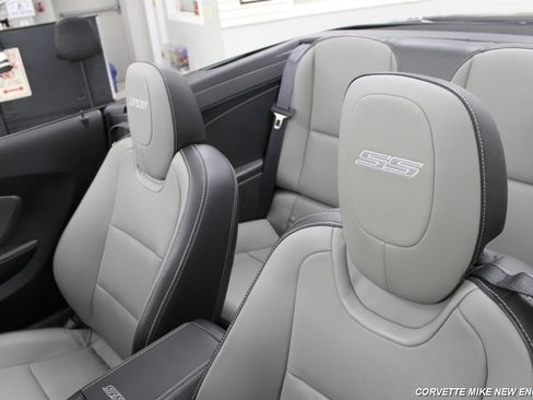 Used 2014 Chevrolet Camaro SS w/ RS Package RWD image 40