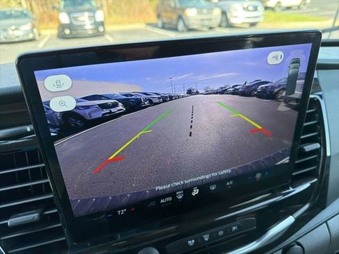 Used 2024 Ford Transit 350 XLT image 21