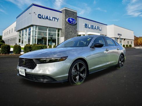 Used 2024 Honda Accord Sport image 1
