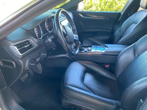 Used 2019 Maserati Ghibli RWD image 29