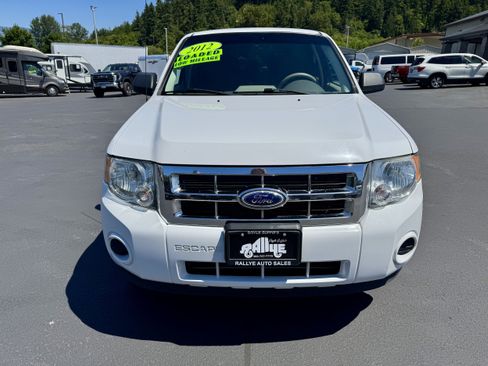 Used 2012 Ford Escape XLS FWD image 2