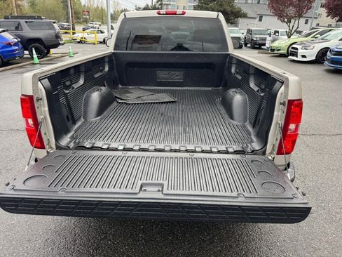 Used 2007 Chevrolet Silverado 1500 W/T image 9