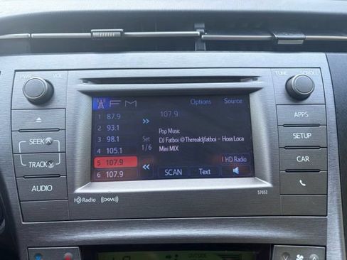 Used 2013 Toyota Prius Three FWD image 9