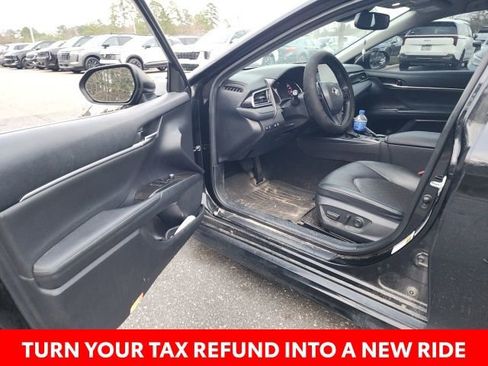 Used 2023 Toyota Camry XSE image 22