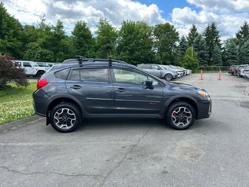 Used 2017 Subaru Crosstrek 2.0i Premium AWD/4WD image 7