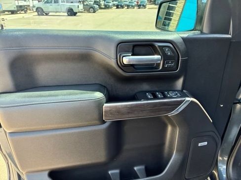 Used 2019 Chevrolet Silverado 1500 LTZ w/ LTZ Premium Package AWD/4WD image 14