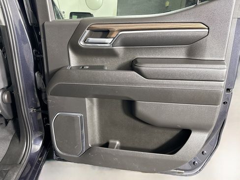 Used 2023 Chevrolet Silverado 1500 LT AWD/4WD image 28