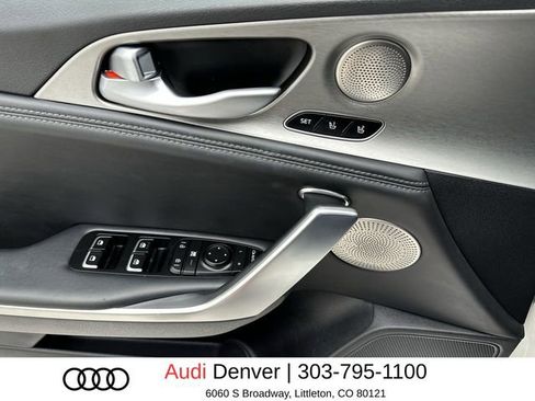 Used 2019 Kia Stinger GT1 AWD/4WD image 13