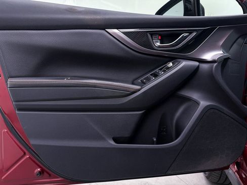 Used 2018 Subaru Crosstrek 2.0i Limited image 12