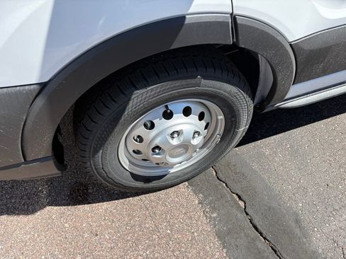 New 2025 Ford Transit 250 148 Medium Roof Extended AWD image 9