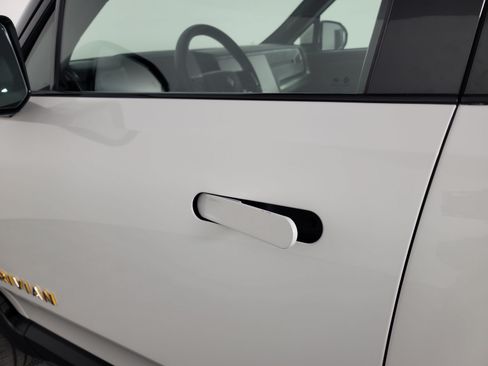 Used 2023 Rivian R1S Launch Edition Quad AWD/4WD image 35