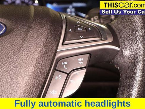 Used 2022 Ford Edge SEL image 16