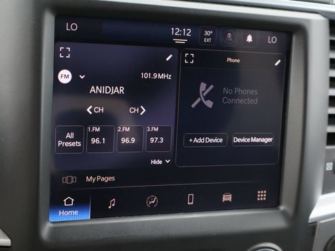 Used 2022 RAM 1500 Classic SLT w/ Electronics Group AWD/4WD image 16