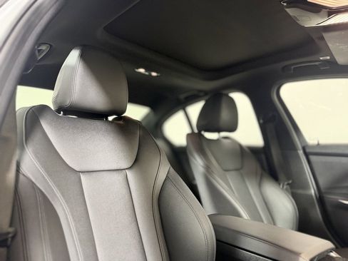 Used 2021 BMW 330i xDrive Sedan image 12