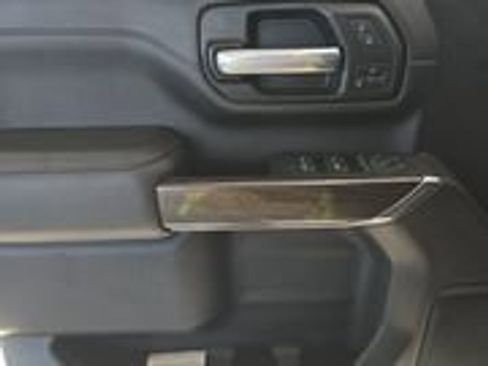 Used 2021 Chevrolet Silverado 2500 LTZ image 6