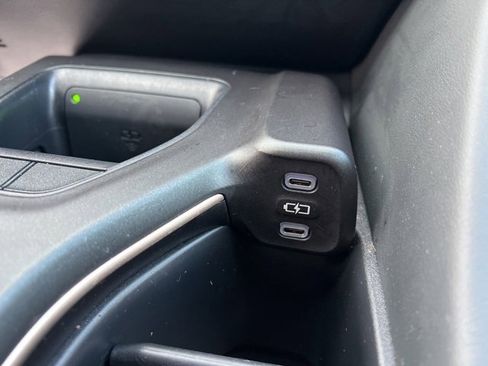 Used 2023 Toyota Crown XLE image 24