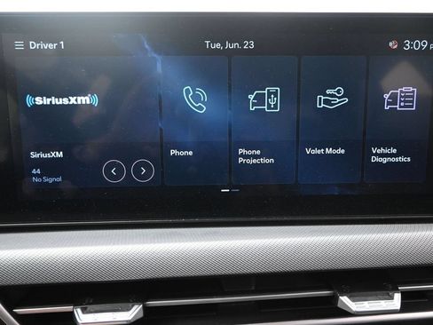 Used 2025 Hyundai Sonata SEL FWD image 22