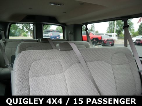 Used 2024 Chevrolet Express 3500 LT w/ LT Preferred Equipment Group image 10