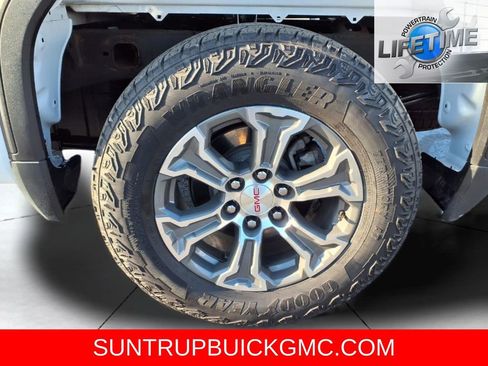Used 2023 GMC Sierra 1500 SLE image 24