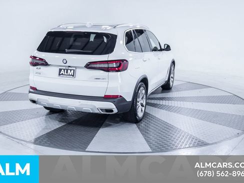 Used 2022 BMW X5 xDrive40i AWD/4WD image 9