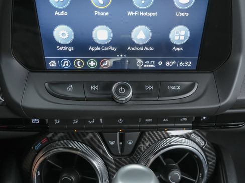 Used 2023 Chevrolet Camaro LT w/ Technology Package RWD image 15