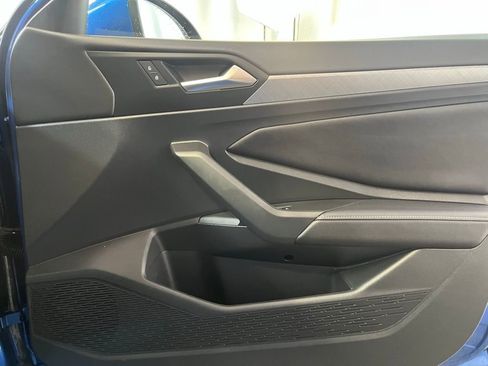 Used 2022 Volkswagen Jetta SE image 13