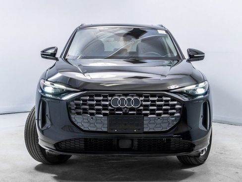 Used 2025 Audi Q5 Premium w/ Convenience Package AWD/4WD image 11