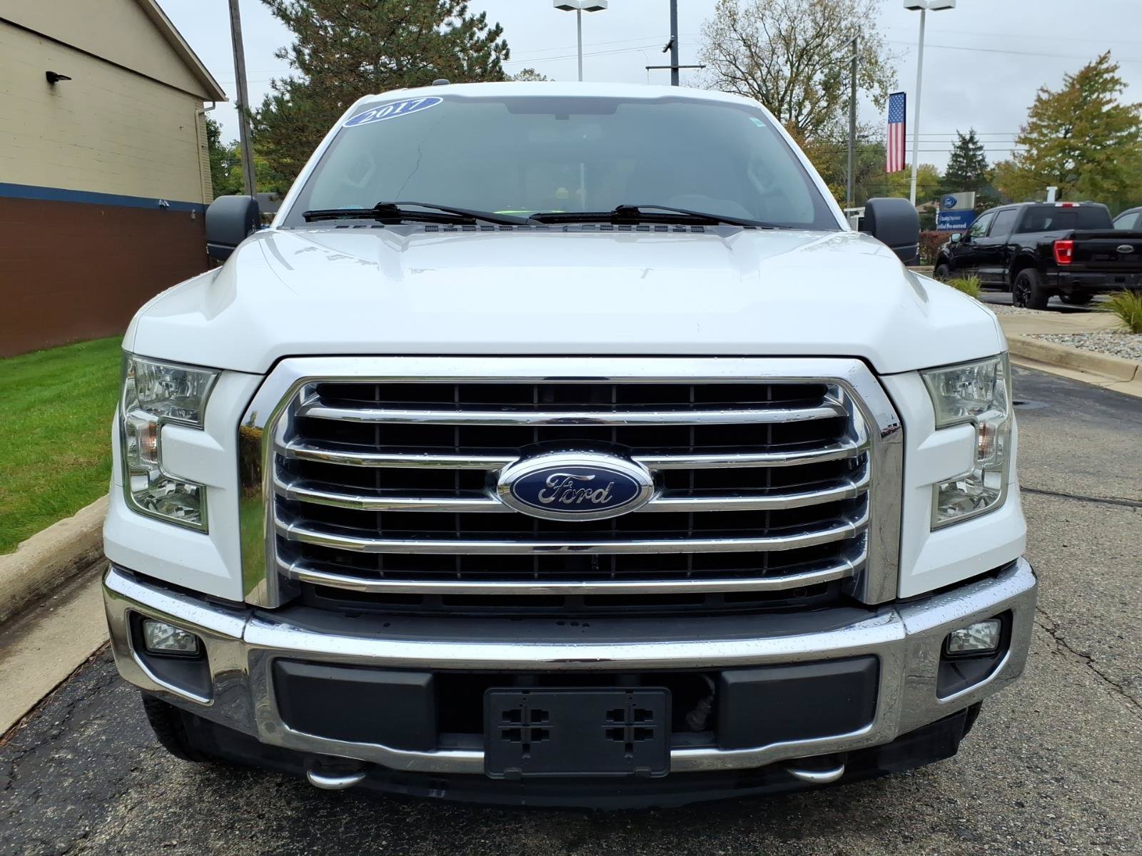 Used 2017 Ford F150 XLT w/ Equipment Group 302A Luxury AWD/4WD image 2