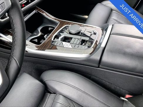 Used 2026 BMW X7 xDrive40i AWD/4WD image 14