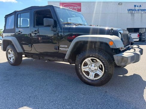 Used 2011 Jeep Wrangler Unlimited Sport AWD/4WD image 13