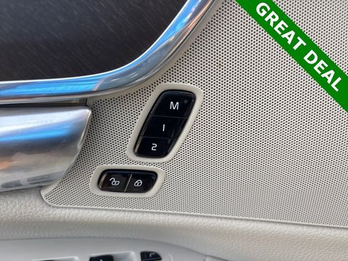 Used 2018 Volvo V90 T5 Cross Country w/ Convenience Package image 11