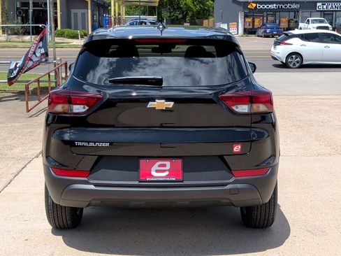 New 2026 Chevrolet TrailBlazer LS FWD image 7