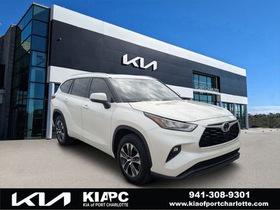Used 2020 Toyota Highlander XLE