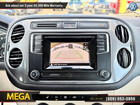 Used 2016 Volkswagen Tiguan S image 21