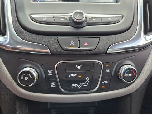 Certified 2024 Chevrolet Equinox LS w/ Sport Edition FWD image 24