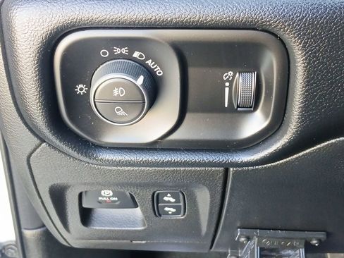 Used 2021 RAM 1500 Lone Star RWD image 12