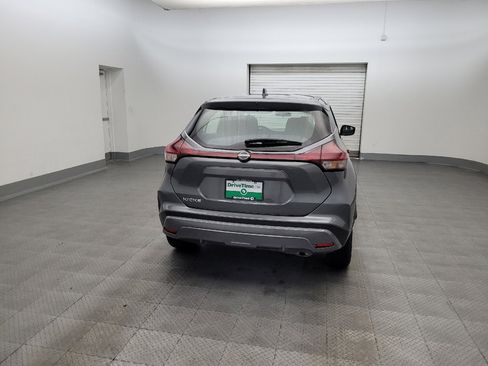 Used 2024 Nissan Kicks S FWD image 7