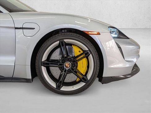 Used 2021 Porsche Taycan Turbo S image 12