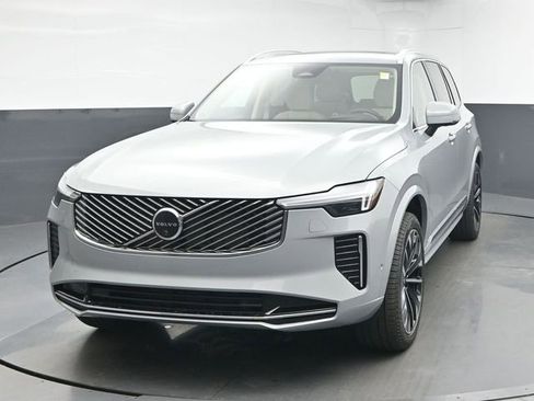 New 2026 Volvo XC90 B6 Ultra w/ Protection Package image 3