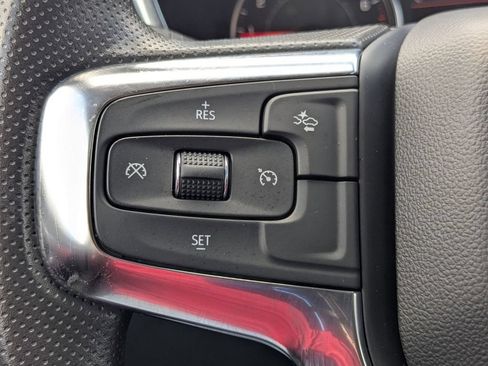 Used 2025 Chevrolet Blazer LT FWD image 21