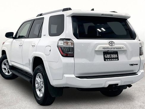 Used 2024 Toyota 4Runner SR5 AWD/4WD image 12