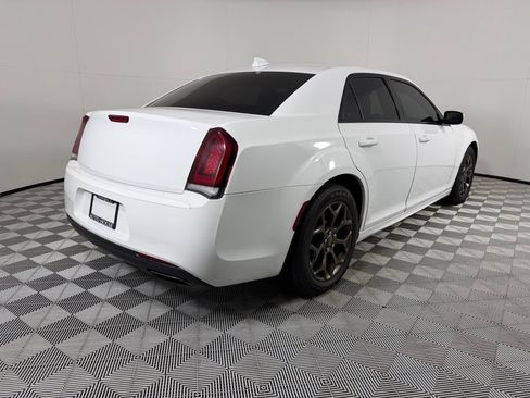 Used 2017 Chrysler 300 S AWD/4WD image 5