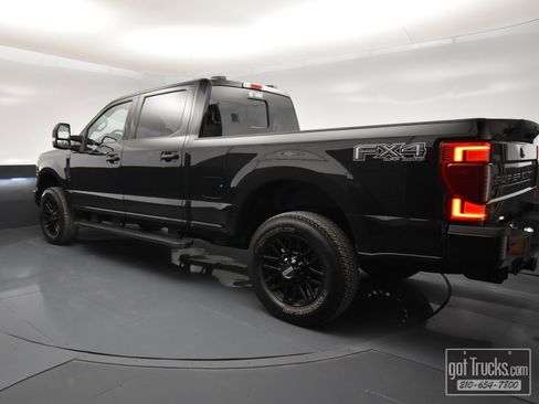 Used 2022 Ford F250 Lariat w/ Lariat Ultimate Package image 4