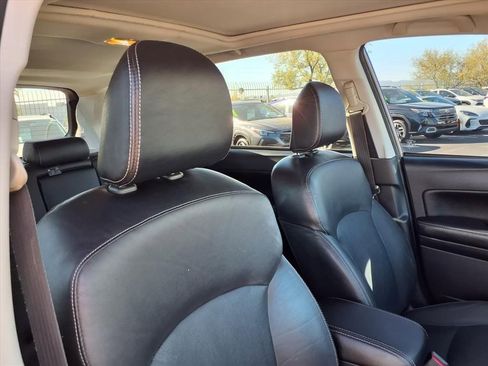 Used 2015 Subaru Forester 2.5i Limited image 18