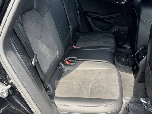 Used 2017 Porsche Macan image 15